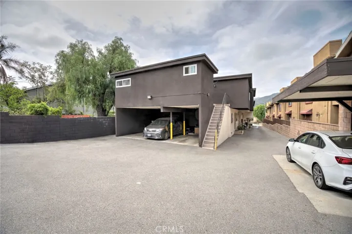 2463 Montrose Avenue, Montrose, California 91020