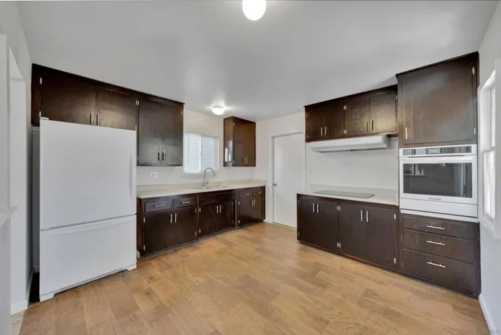 4988 Rebel Rd, San Diego, California 92117
