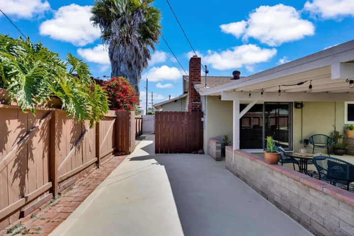 4988 Rebel Rd, San Diego, California 92117