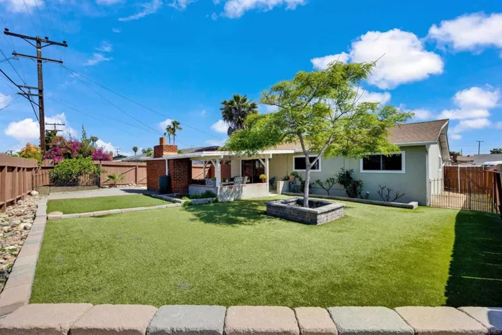 4988 Rebel Rd, San Diego, California 92117