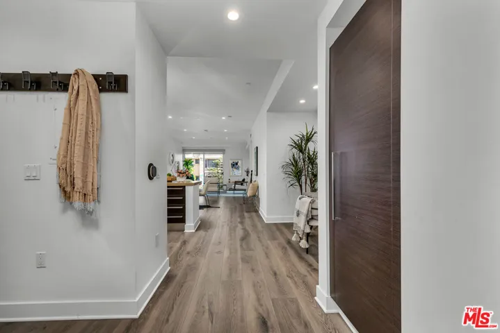855 N Croft Avenue 309, Los Angeles, California 90069