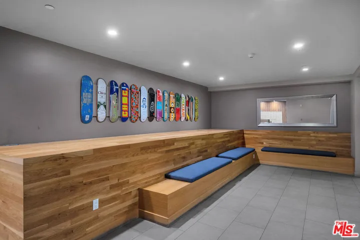 855 N Croft Avenue 309, Los Angeles, California 90069
