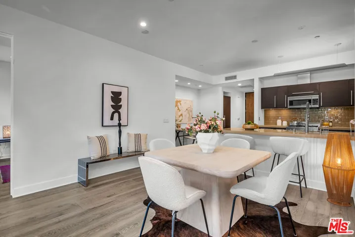 855 N Croft Avenue 309, Los Angeles, California 90069