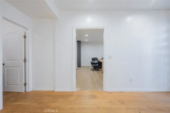 12010 Vose Street, North Hollywood, California 91605
