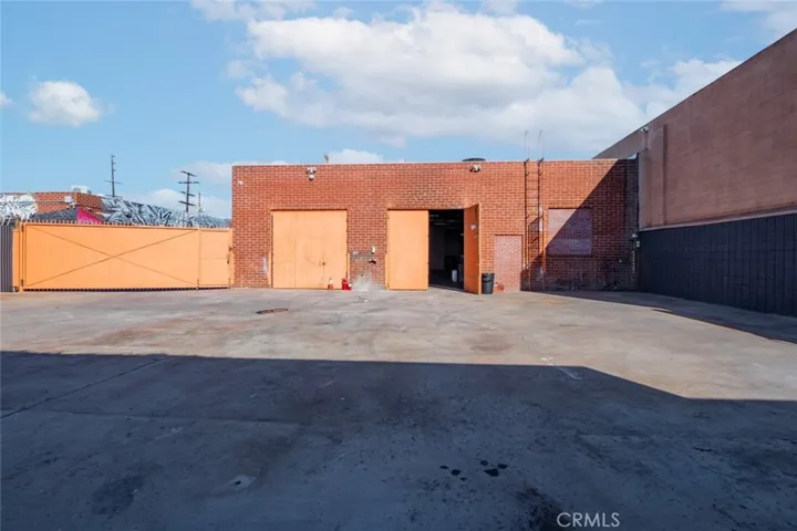 12010 Vose Street, North Hollywood, California 91605