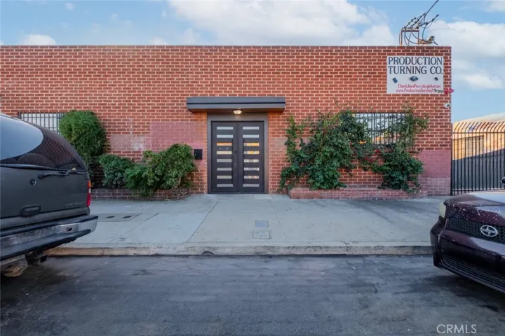 12010 Vose Street, North Hollywood, California 91605
