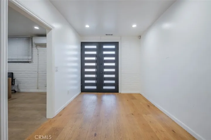 12010 Vose Street, North Hollywood, California 91605