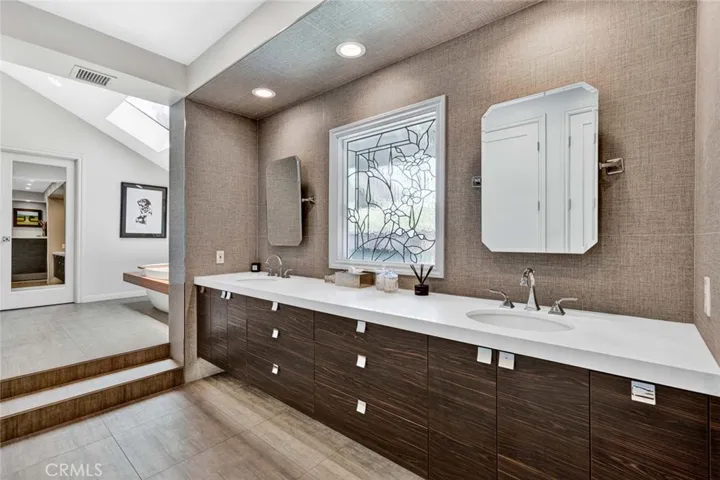 1821 Overview Circle, North Tustin, California 92705