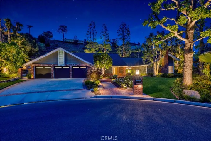 1821 Overview Circle, North Tustin, California 92705