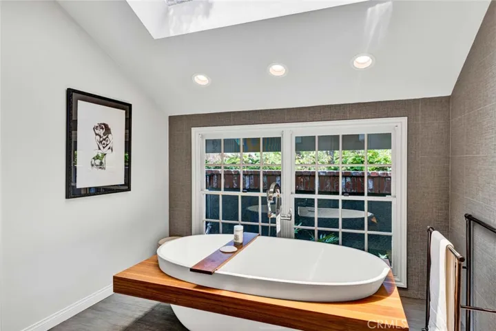 1821 Overview Circle, North Tustin, California 92705