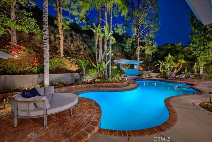 1821 Overview Circle, North Tustin, California 92705