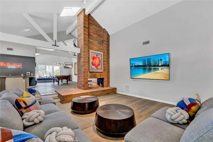 1821 Overview Circle, North Tustin, California 92705