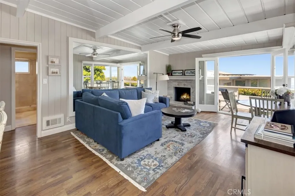 31674 Seacove Drive, Laguna Beach, California 92651 home-pic-3