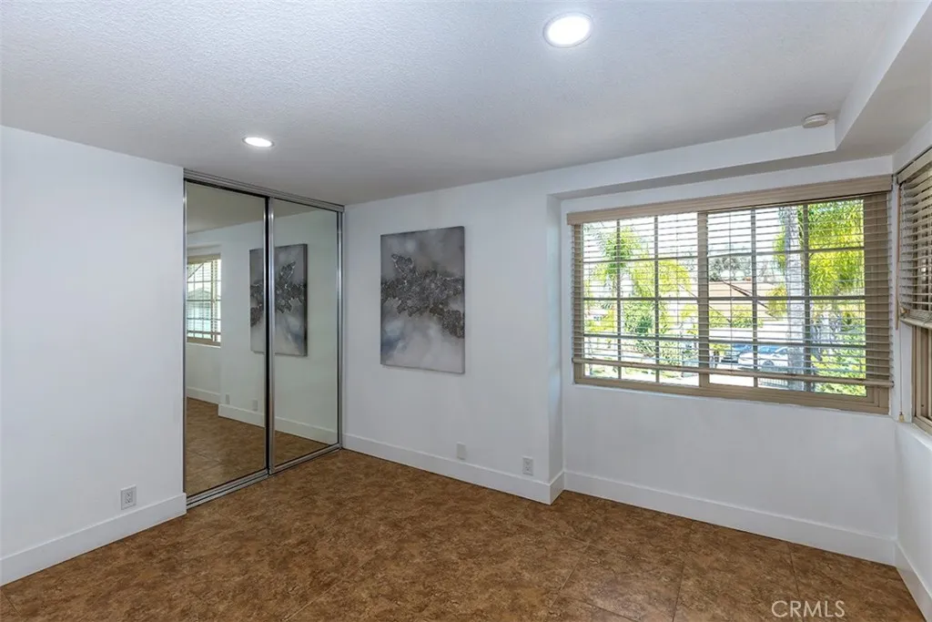 1250 Kinglake Drive, Diamond Bar, California 91789 home-pic-32