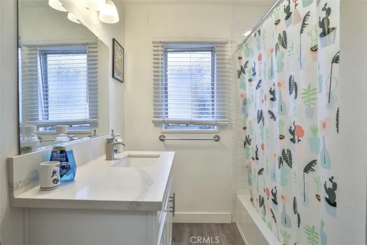 6060 La Prada Street, Los Angeles, California 90042
