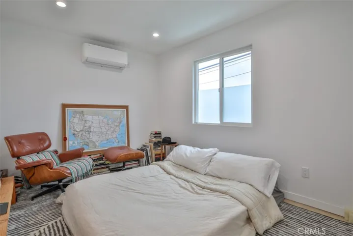 6060 La Prada Street, Los Angeles, California 90042