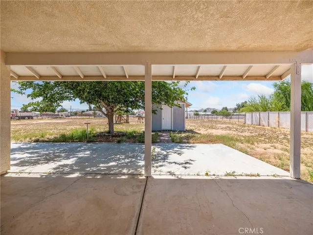 15464 Erie Road, Apple Valley, California 92307