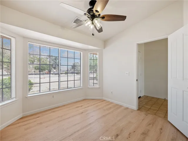 15464 Erie Road, Apple Valley, California 92307