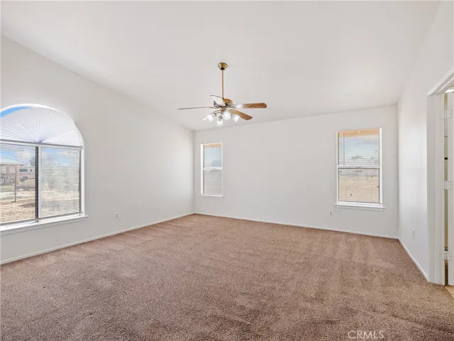15464 Erie Road, Apple Valley, California 92307