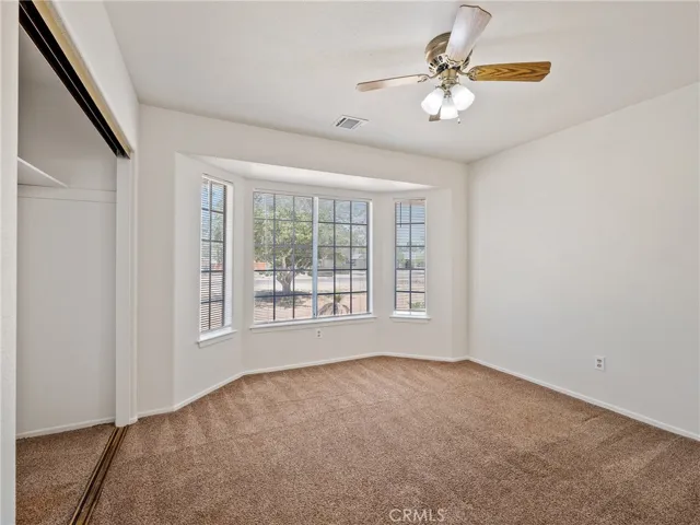 15464 Erie Road, Apple Valley, California 92307