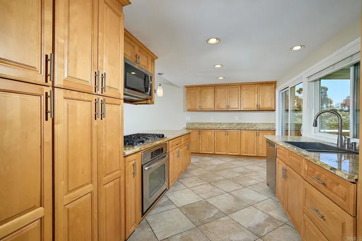 723 Fresca Ct, Solana Beach, California 92075