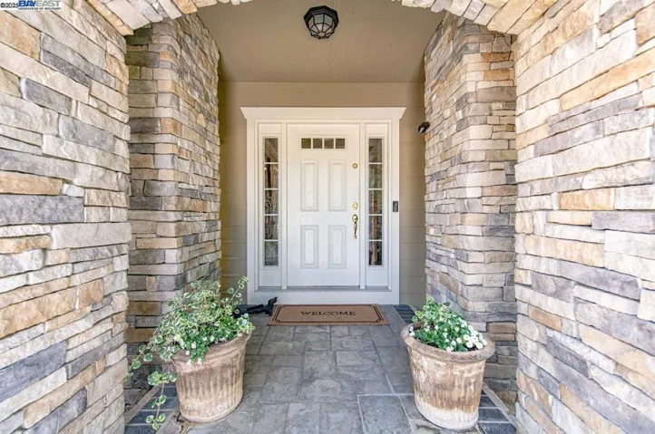1198 Vintner Way, Pleasanton, California 94566