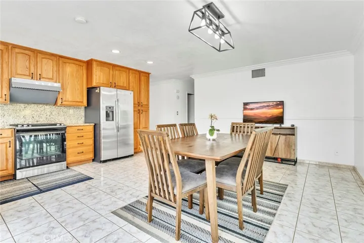 2071 Country Canyon Road, Hacienda Heights, California 91745