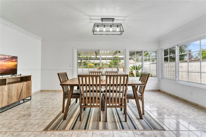 2071 Country Canyon Road, Hacienda Heights, California 91745