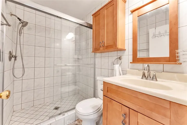 2071 Country Canyon Road, Hacienda Heights, California 91745