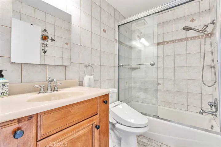 2071 Country Canyon Road, Hacienda Heights, California 91745