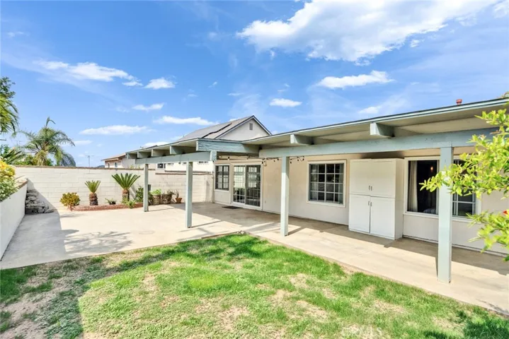 2071 Country Canyon Road, Hacienda Heights, California 91745