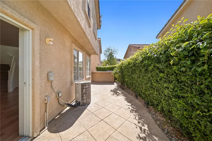 594 Yarrow Drive, Simi Valley, California 93065