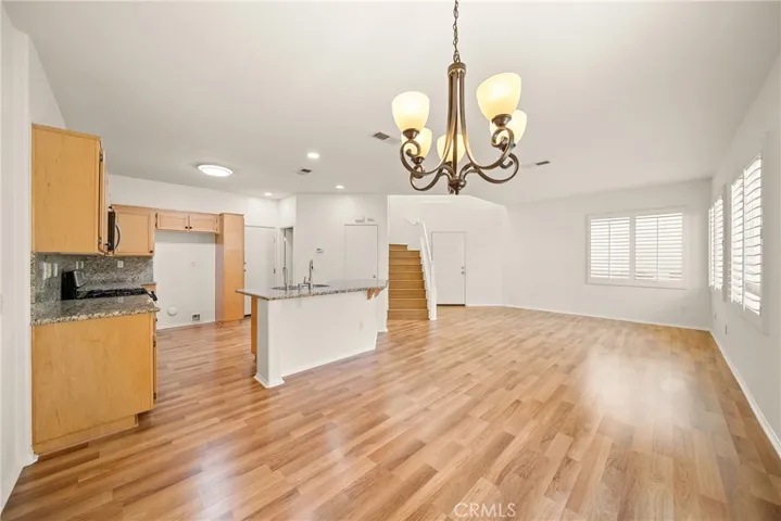 594 Yarrow Drive, Simi Valley, California 93065