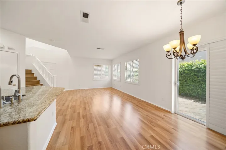 594 Yarrow Drive, Simi Valley, California 93065