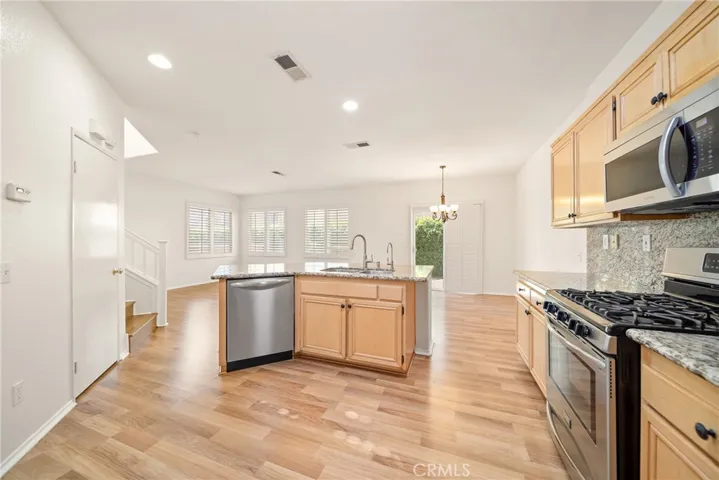 594 Yarrow Drive, Simi Valley, California 93065