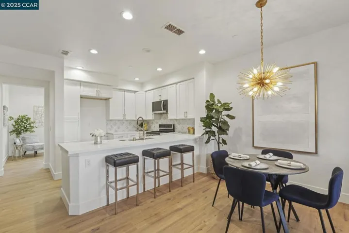 2575 Edgewater Drive, Santa Rosa, California 95407-4588