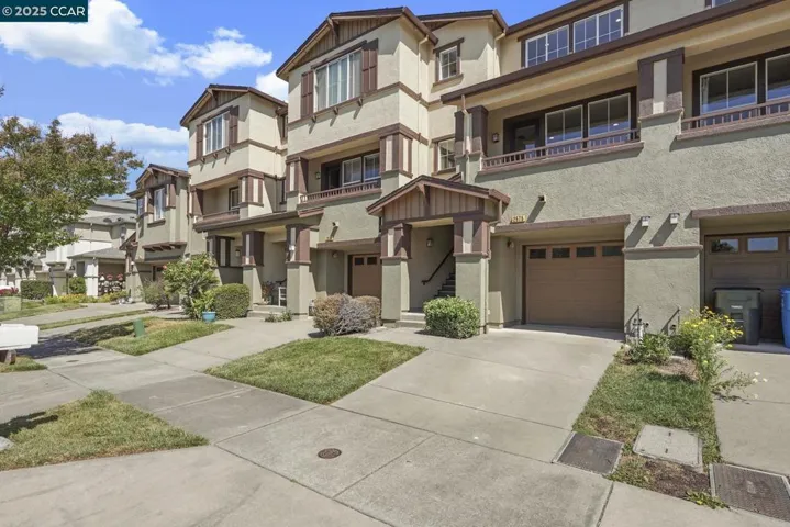 2575 Edgewater Drive, Santa Rosa, California 95407-4588