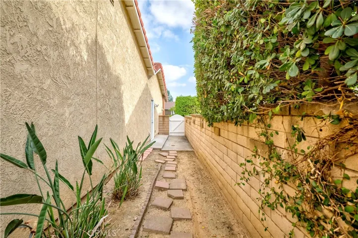 2501 Tiffany Place, Fullerton, California 92833