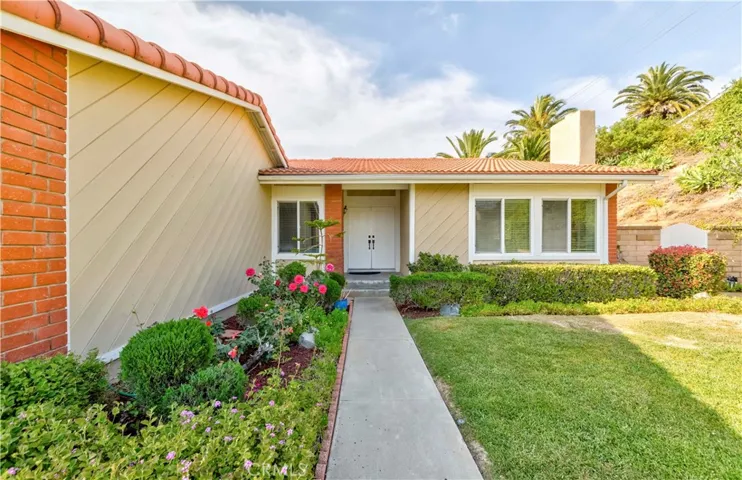 2501 Tiffany Place, Fullerton, California 92833