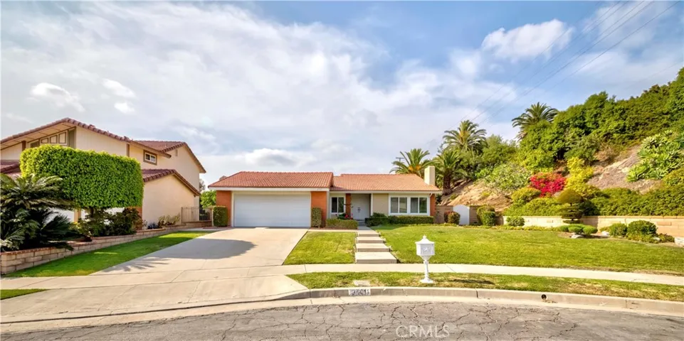 2501 Tiffany Place, Fullerton, California 92833