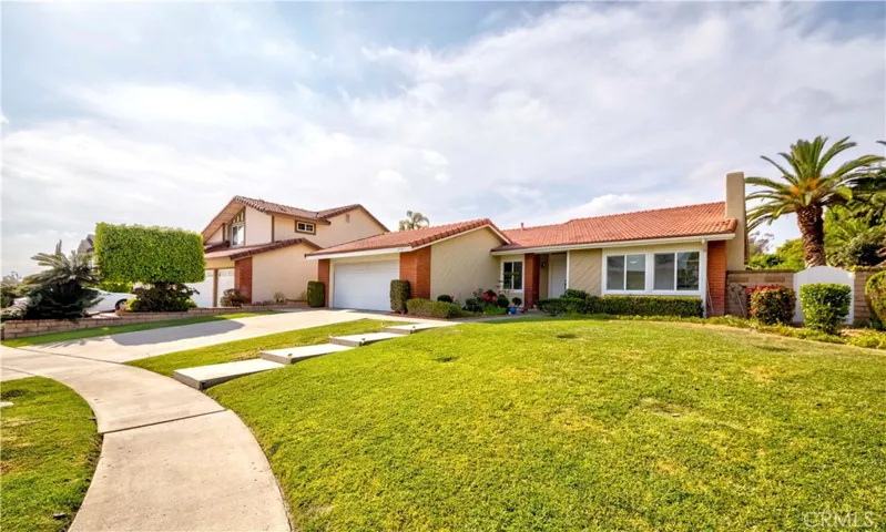 2501 Tiffany Place, Fullerton, California 92833