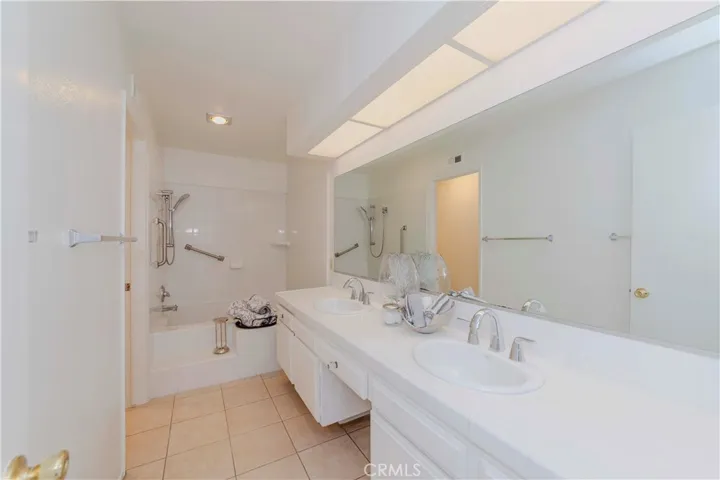 2501 Tiffany Place, Fullerton, California 92833