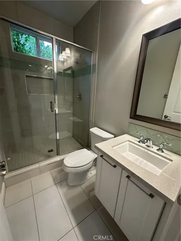 42 Swift, Lake Forest, California 92630