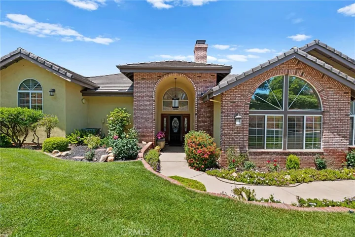 3520 Canonita Drive, Fallbrook, California 92028