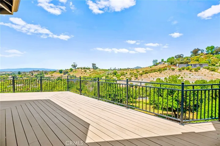 3520 Canonita Drive, Fallbrook, California 92028