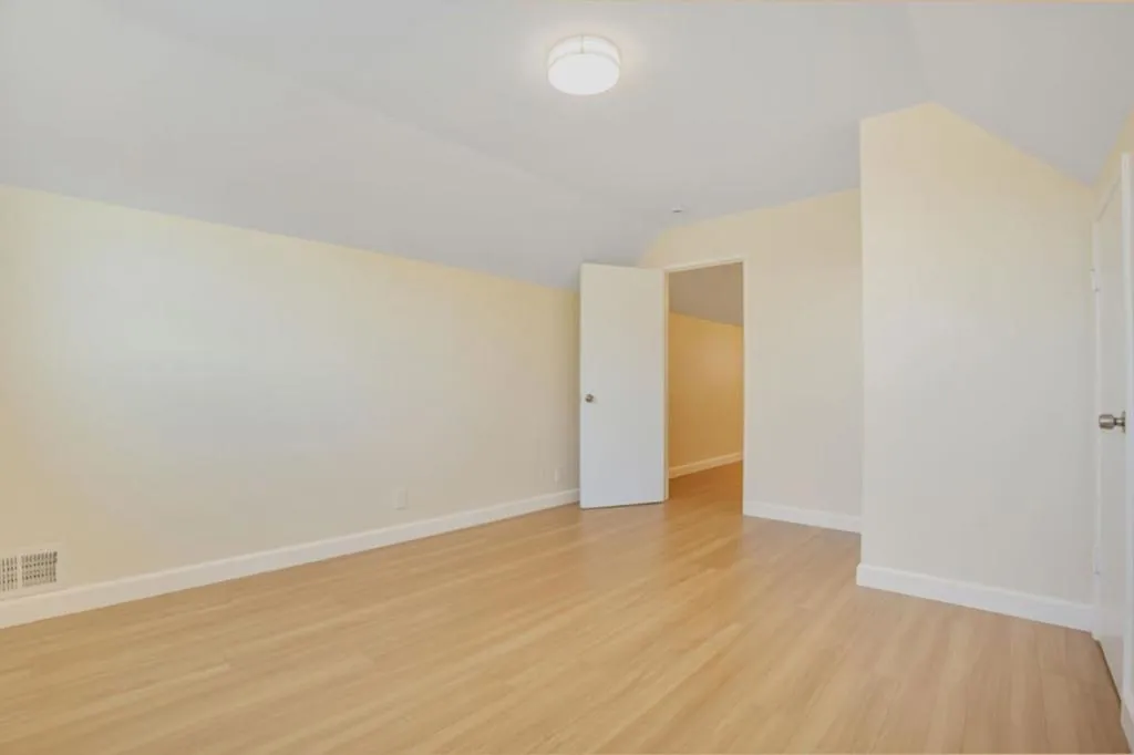 720 Lockhaven Drive, Pacifica, California 94044 home-pic-8