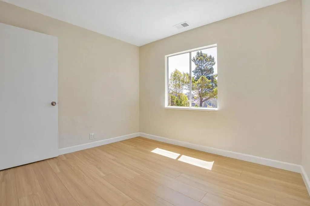 720 Lockhaven Drive, Pacifica, California 94044 home-pic-70