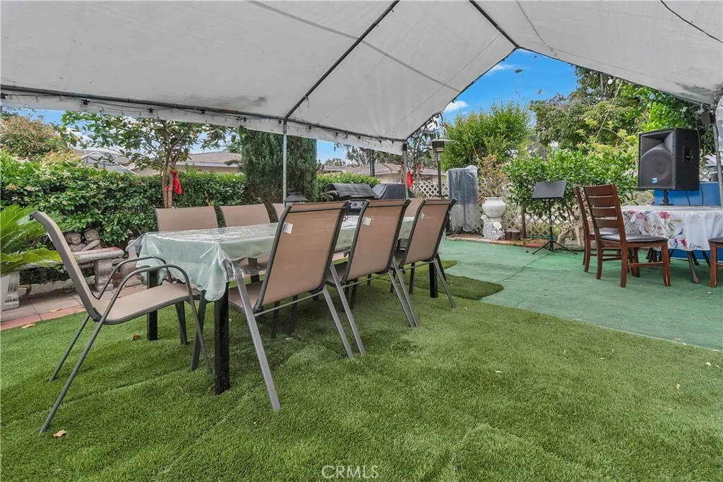 5231 Clara Street, Cudahy, California 90201 home-pic-1
