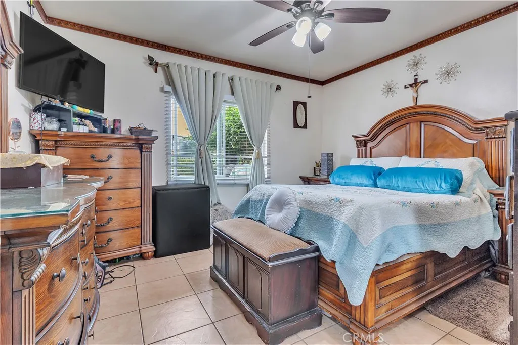 5231 Clara Street, Cudahy, California 90201 home-pic-13