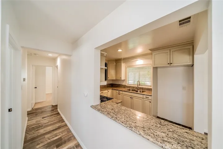 424 E Rialto Avenue, Rialto, California 92376